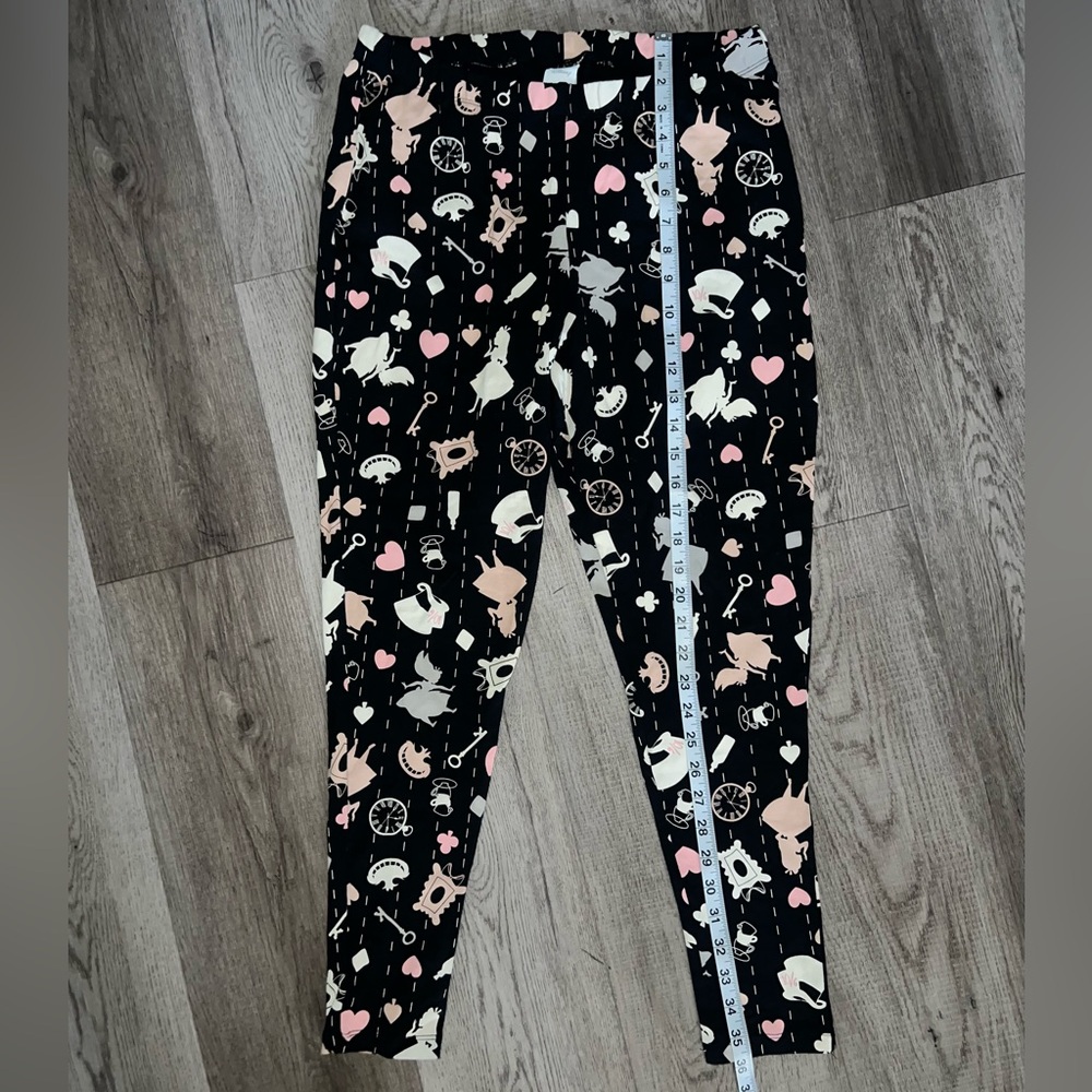 Disney Alice in Wonderland Legging Size 1 - Picture 4 of 6